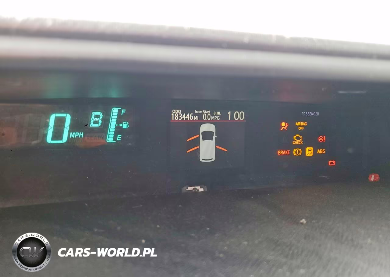 2012 Toyota Prius C One VIN:JTDKDTB36C1503777 - 9