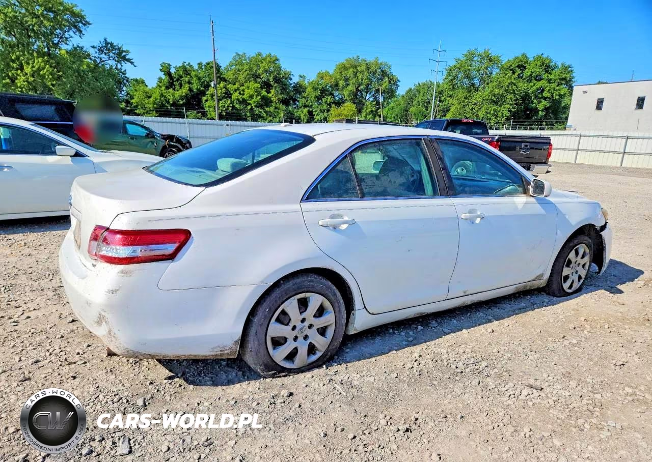 2010 Toyota Camry Le VIN:4T1BF3EK4AU564873 - 3