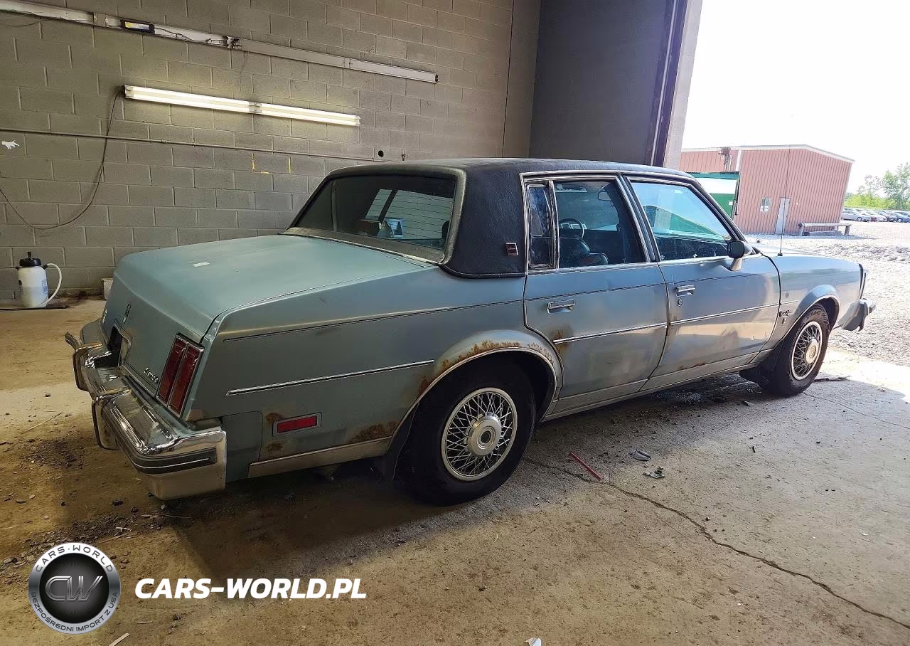 1985 Oldsmobile Cutlass Supreme Brougham VIN:1G3GM69Y4FR300532 - 3