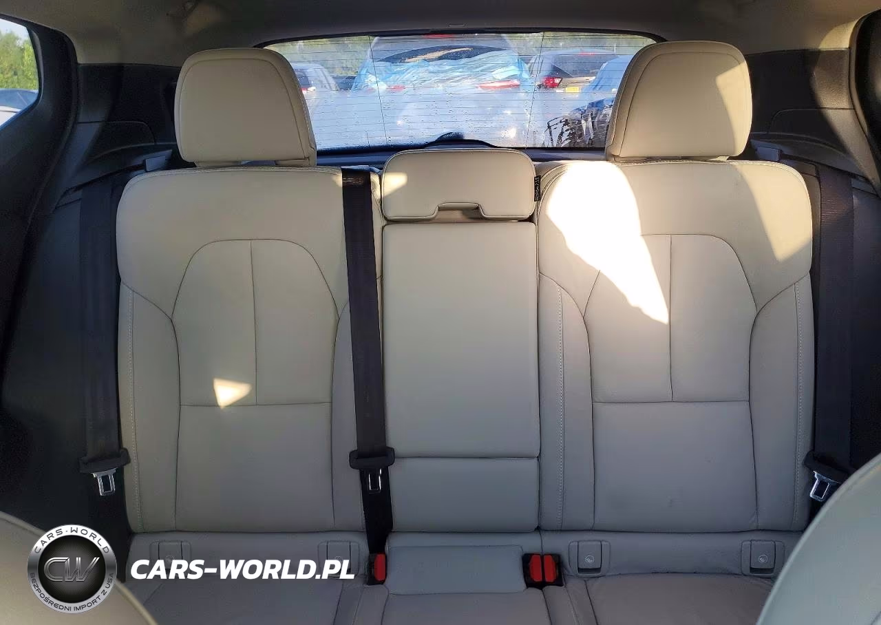 2019 Volvo Xc40 T5 Momentum VIN:YV4162XZ4K2020579 - 10