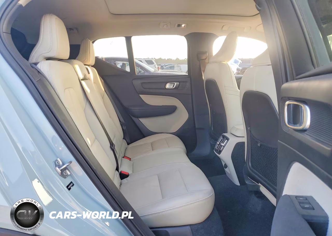 2019 Volvo Xc40 T5 Momentum VIN:YV4162XZ4K2020579 - 11
