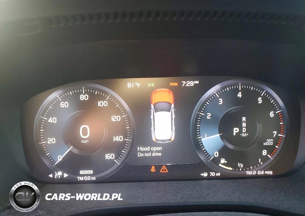 2019 Volvo Xc40 T5 Momentum VIN:YV4162XZ4K2020579 - 9