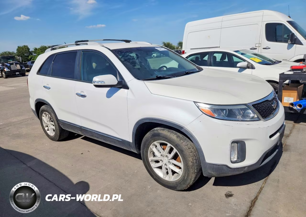 2014 Kia Sorento Lx VIN:5XYKT3A61EG523193 - 4