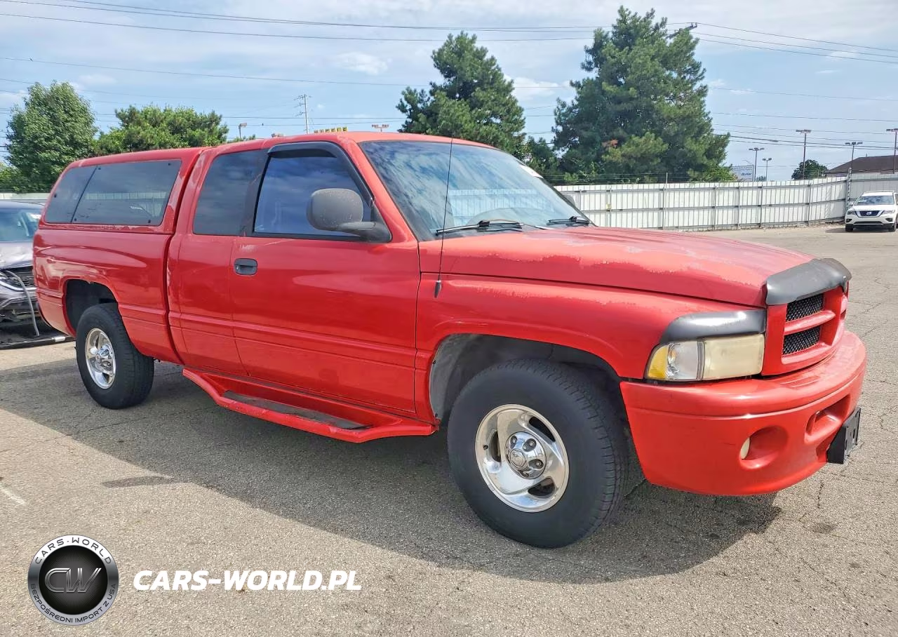 1999 Dodge Ram 1500 VIN:3B7HC13Y1XG185392 - 4