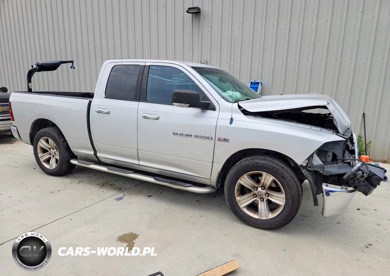 2011 Dodge Ram 1500 VIN:1D7RB1GT2BS629425 - 4