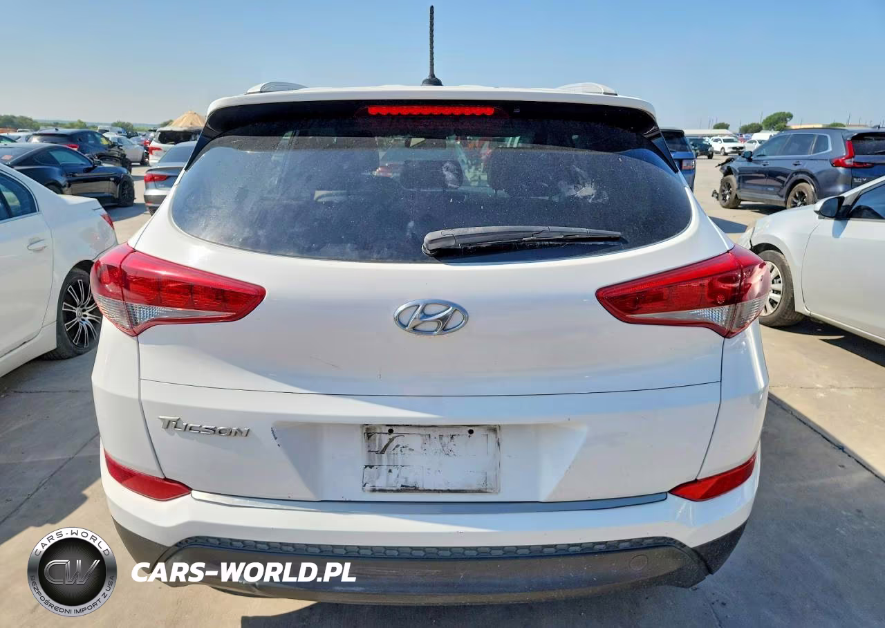 2016 Hyundai Tucson Se VIN:KM8J33A48GU120044 - 6