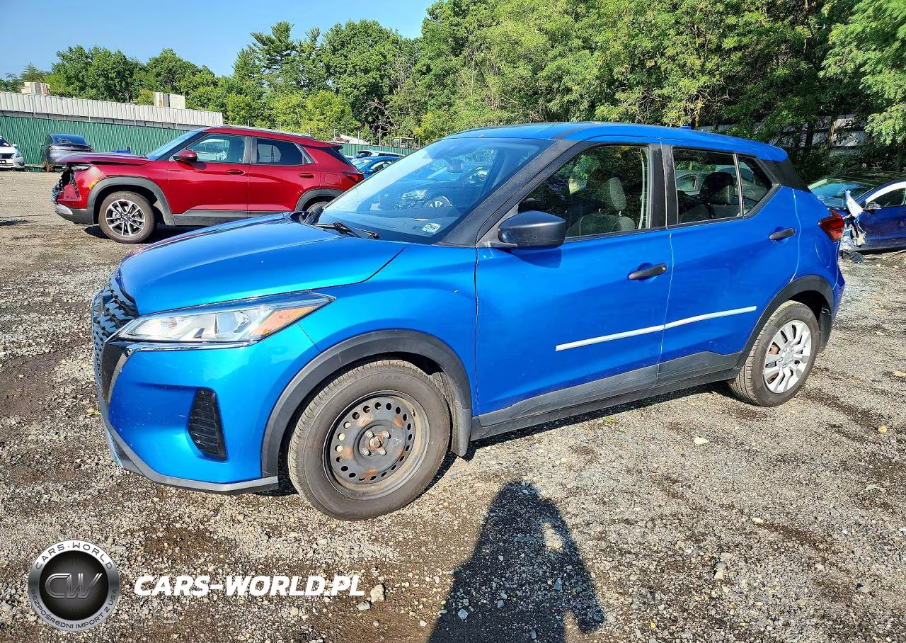 2021 Nissan Kicks S