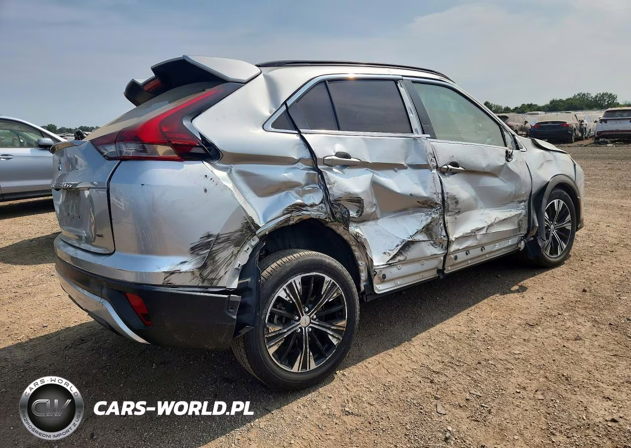 2022 Mitsubishi Eclipse Cross Se VIN:JA4ATWAA3NZ001386 - 3