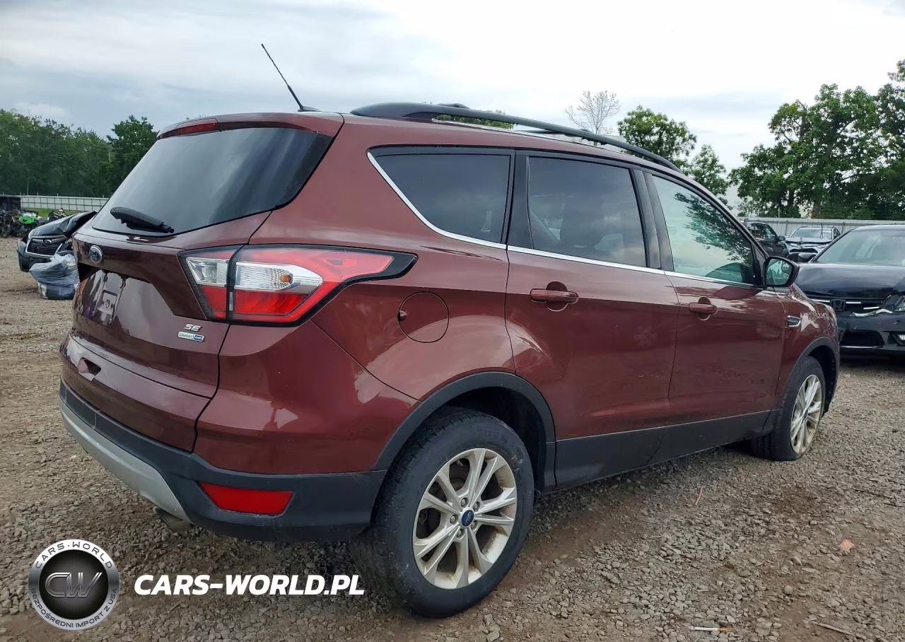 2018 Ford Escape Se VIN:1FMCU9GD2JUC84395 - 3
