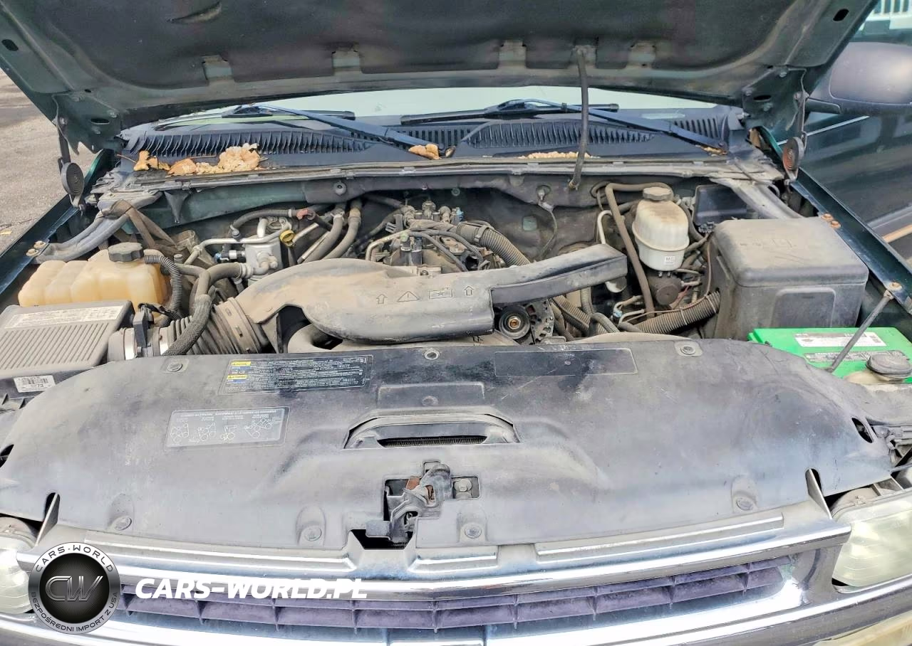 2004 Chevrolet Suburban C1500 VIN:3GNEC16Z84G259918 - 12