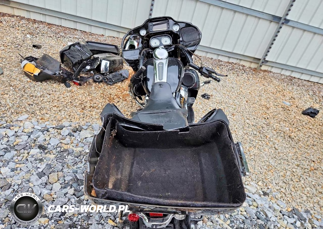 2016 Harley-Davidson Fltrxs Road Glide Special VIN:1HD1KTM12GB620316 - 6