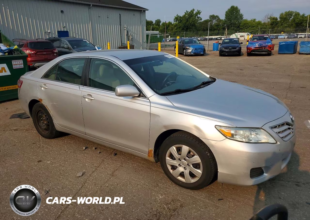 2011 Toyota Camry Le VIN:4T1BF3EKXBU717497 - 4