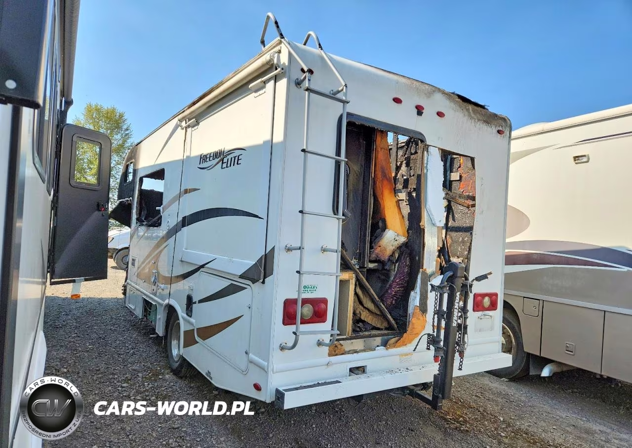 2017 Freedom Elite Rv VIN:1FDWE3FS4HDC32672 - 3