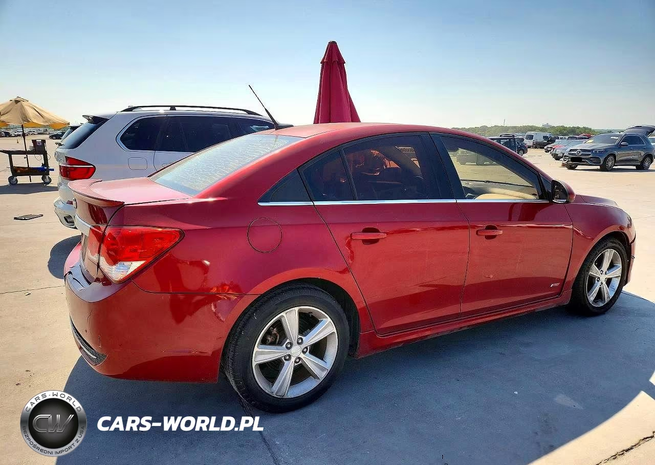 2014 Chevrolet Cruze Lt VIN:1G1PE5SB6E7300256 - 3