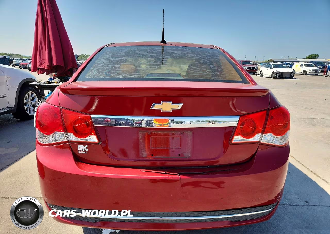 2014 Chevrolet Cruze Lt VIN:1G1PE5SB6E7300256 - 6