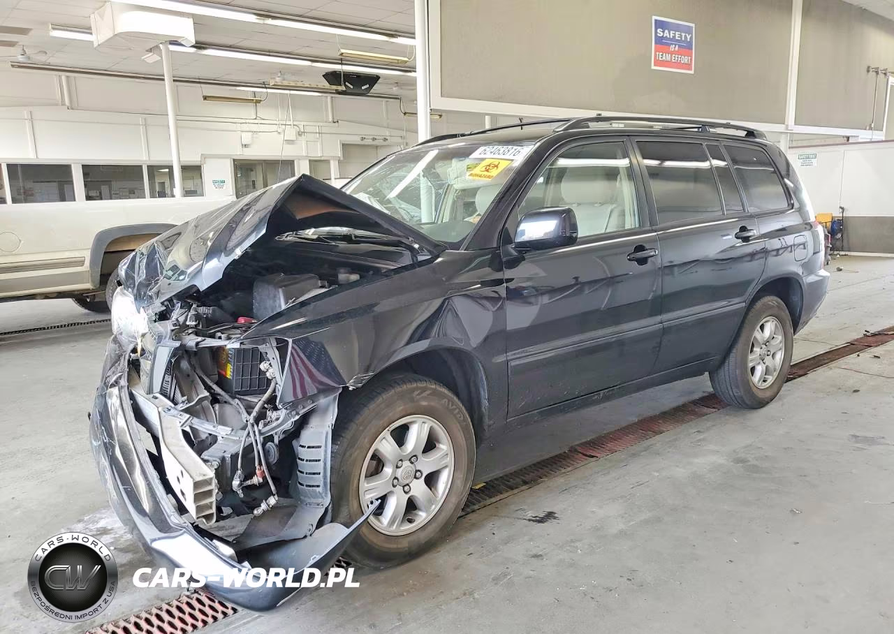 2001 Toyota Highlander Base