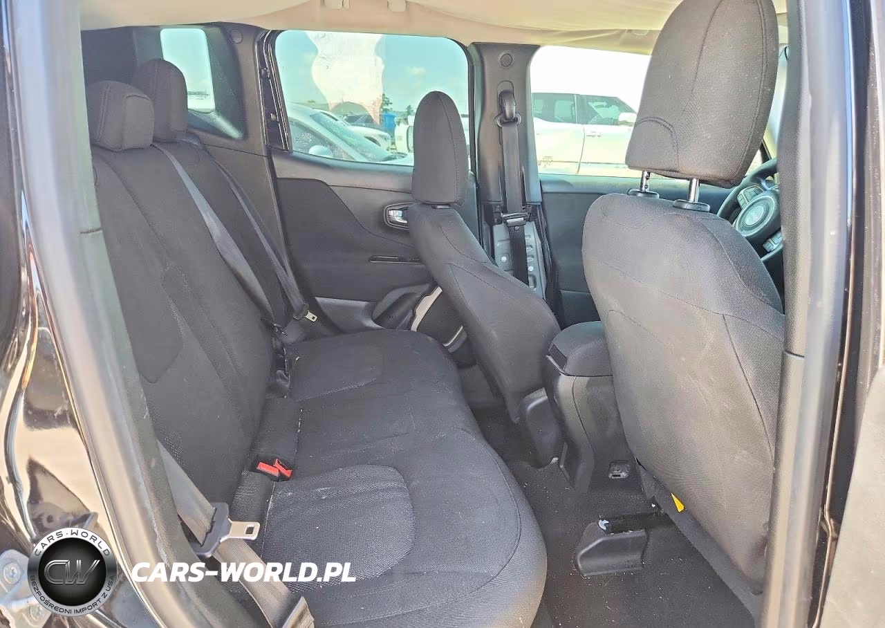 2015 Jeep Renegade Sport VIN:ZACCJAAT8FPB24318 - 11