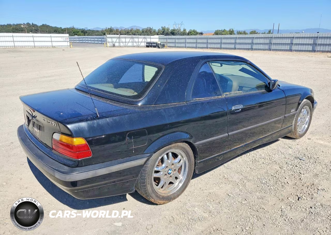 1996 BMW 328 Ic Automatic VIN:WBABK8329TET92821 - 3