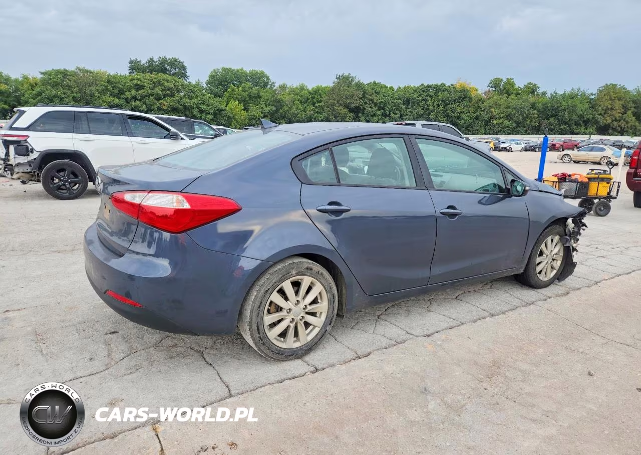 2015 Kia Forte Lx VIN:KNAFX4A61F5414705 - 3