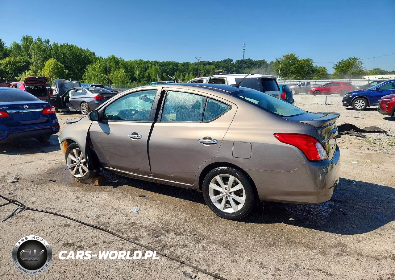 2015 Nissan Versa 1.6 Sl VIN:3N1CN7AP7FL930740 - 2