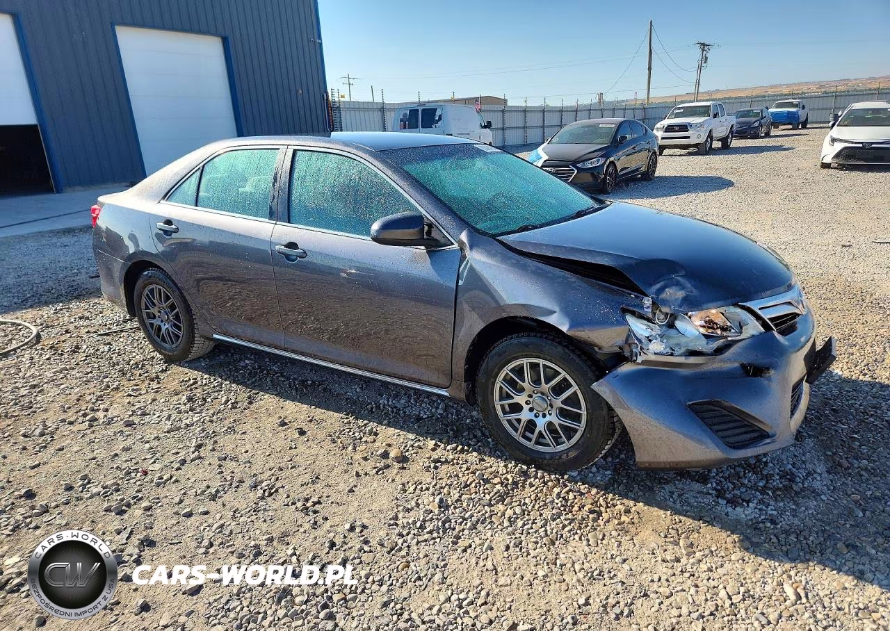 2013 Toyota Camry Le VIN:4T4BF1FK1DR274703 - 4