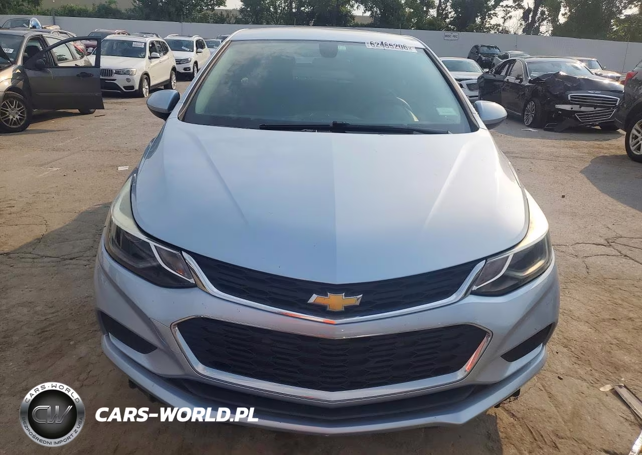 2017 Chevrolet Cruze Lt VIN:1G1BE5SM3H7163633 - 5