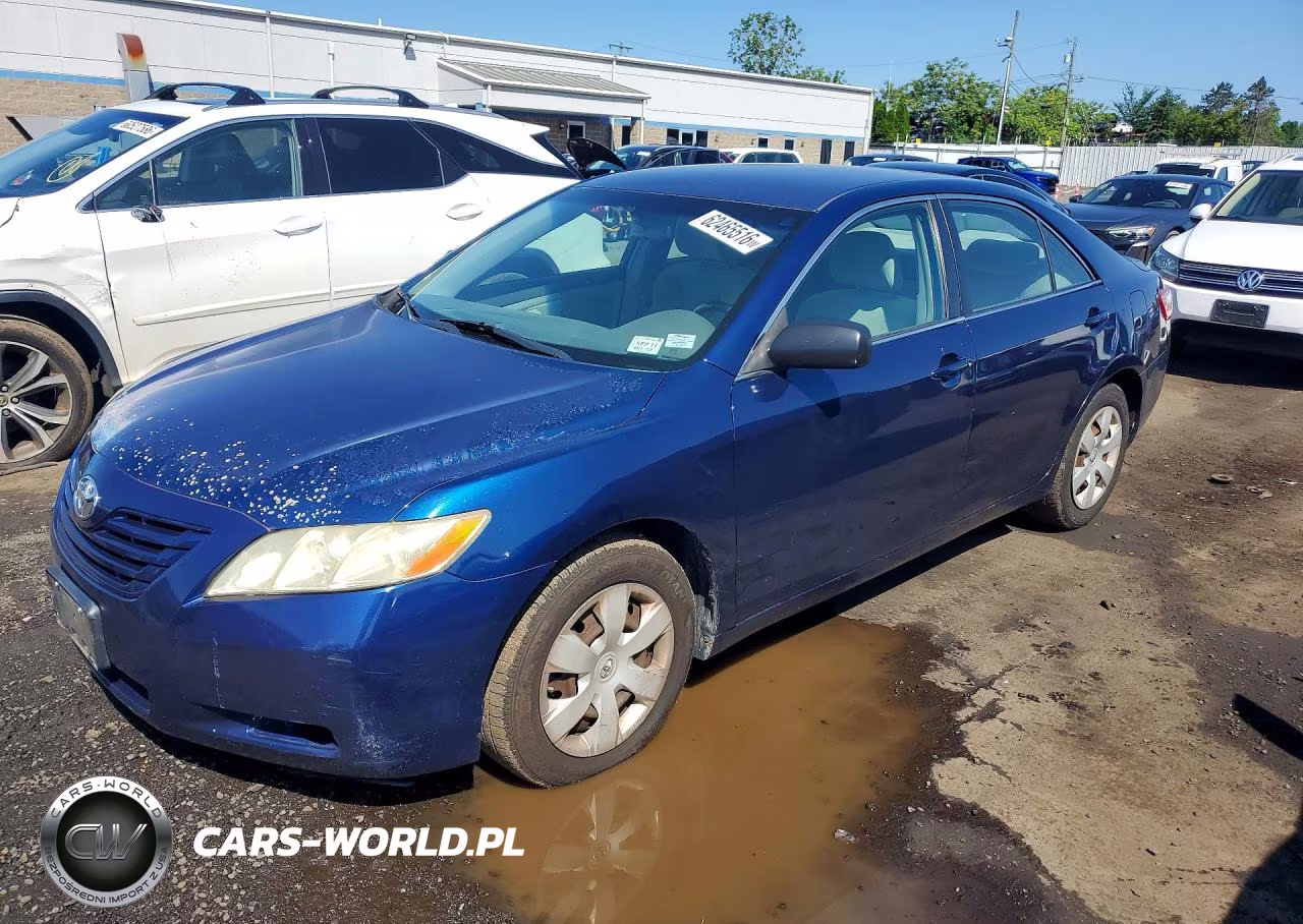 2007 Toyota Camry Le – zdjęcie 1 z 12