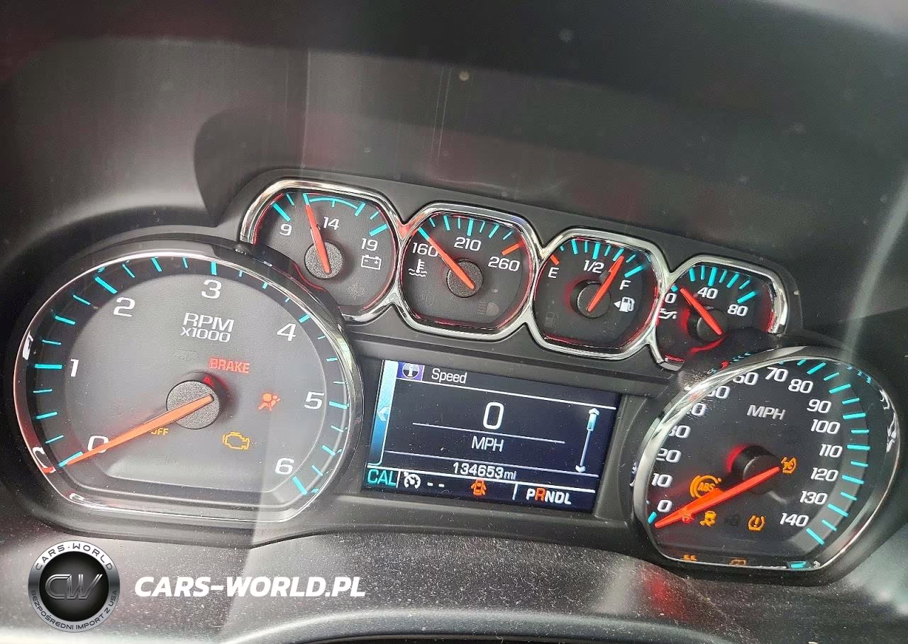 2017 Chevrolet Silverado K1500 Lt VIN:3GCUKREC6HG372260 - 9