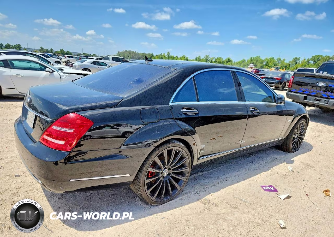 2012 Mercedes-Benz S S600 VIN:WDDNG7GB3CA434760 - 3