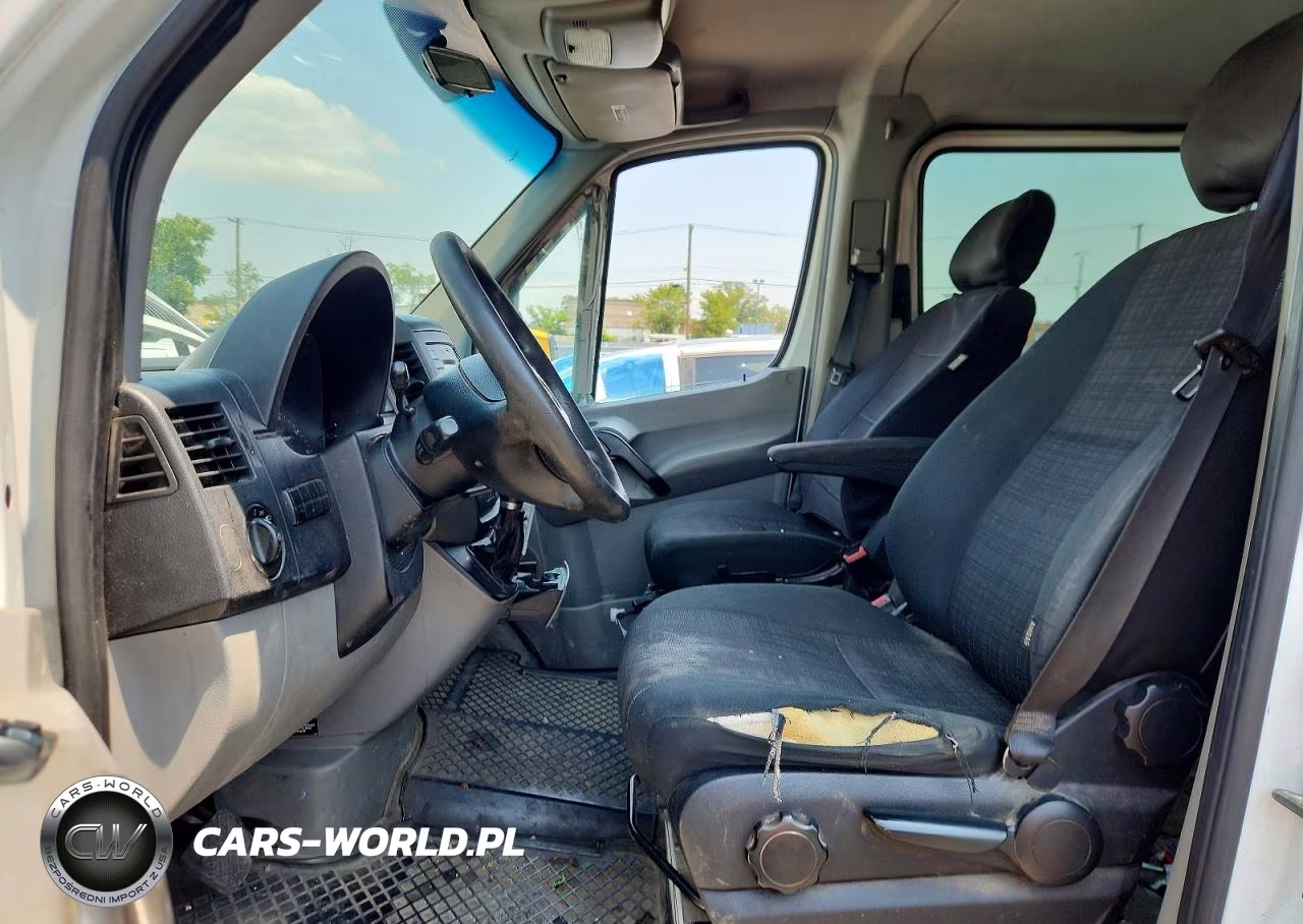 2016 Mercedes-Benz Sprinter 2500 Delivery Van VIN:8BTPE7CD1GE125747 - 7