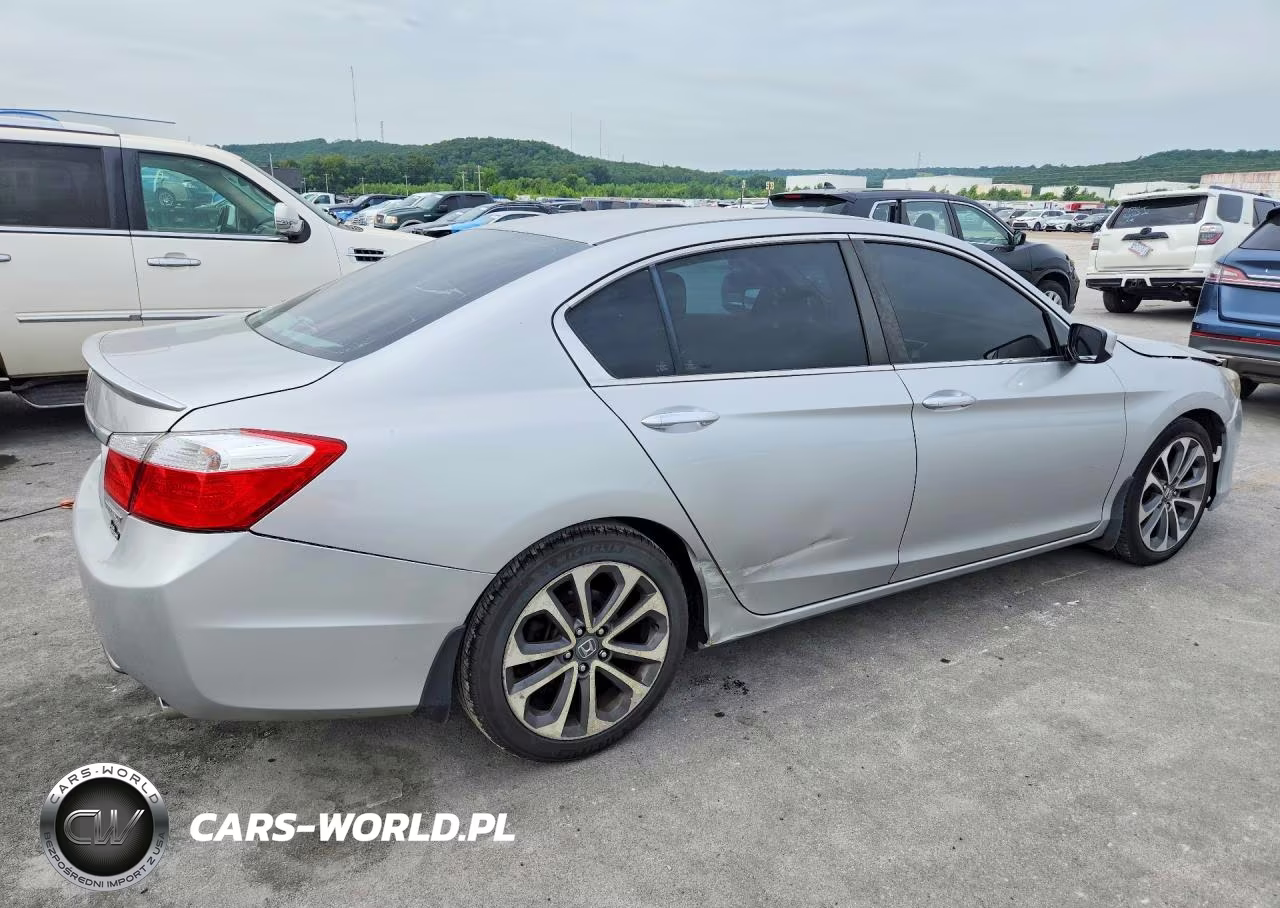 2015 Honda Accord Sport VIN:1HGCR2F51FA129158 - 3