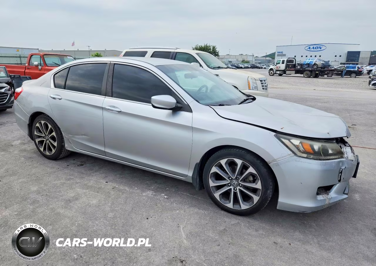 2015 Honda Accord Sport VIN:1HGCR2F51FA129158 - 4