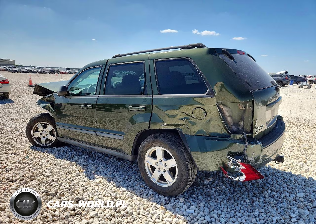 2007 Jeep Grand Cherokee Laredo VIN:1J8GR48K47C563975 - 2