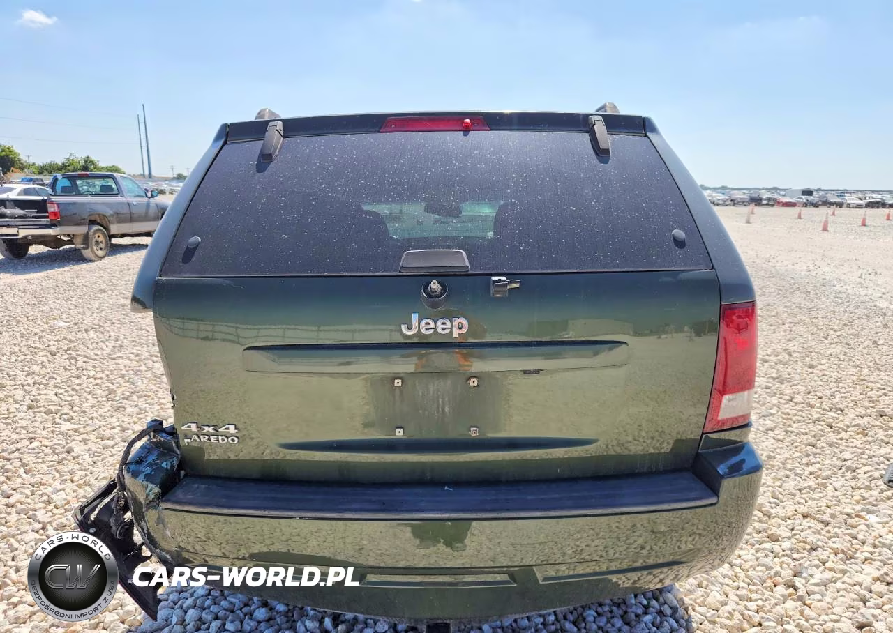 2007 Jeep Grand Cherokee Laredo VIN:1J8GR48K47C563975 - 6