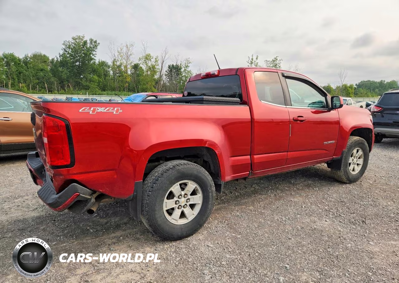 2015 Chevrolet Colorado VIN:1GCHTAEA7F1162275 - 3