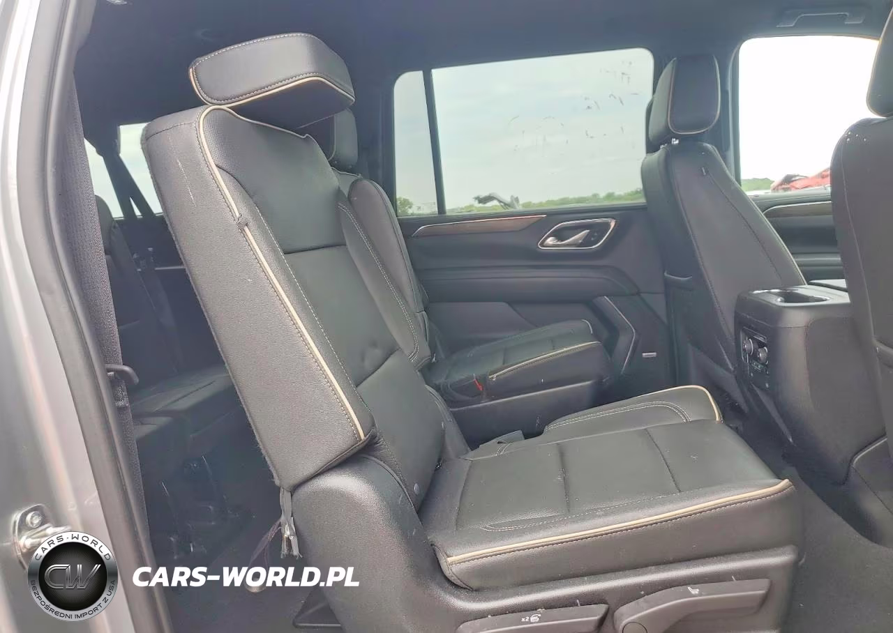 2023 Chevrolet Suburban C1500 Premier VIN:1GNSCFKD4PR300379 - 11