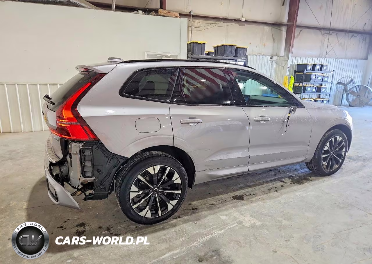 2026 Volvo Xc60 Plus VIN:YV4M12RC8T1493817 - 3