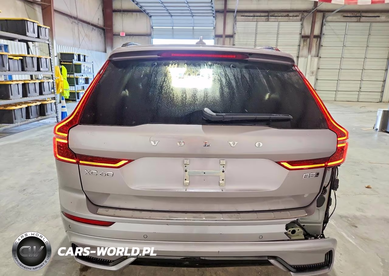 2026 Volvo Xc60 Plus VIN:YV4M12RC8T1493817 - 6