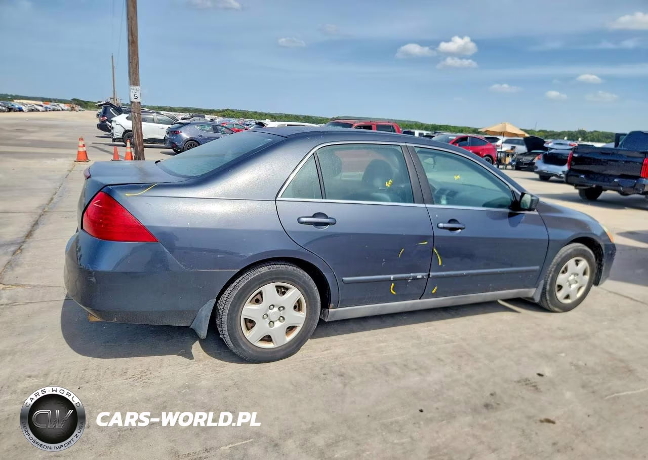 2007 Honda Accord Lx VIN:3HGCM56437G708663 - 3