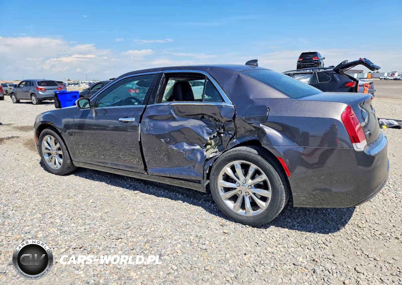 2019 Chrysler 300 Limited VIN:2C3CCAKG0KH560298 - 2
