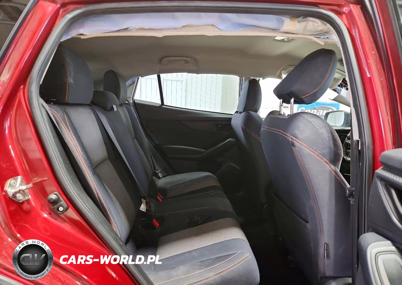 2018 Subaru Crosstrek Premium VIN:JF2GTADC4J8269705 - 11