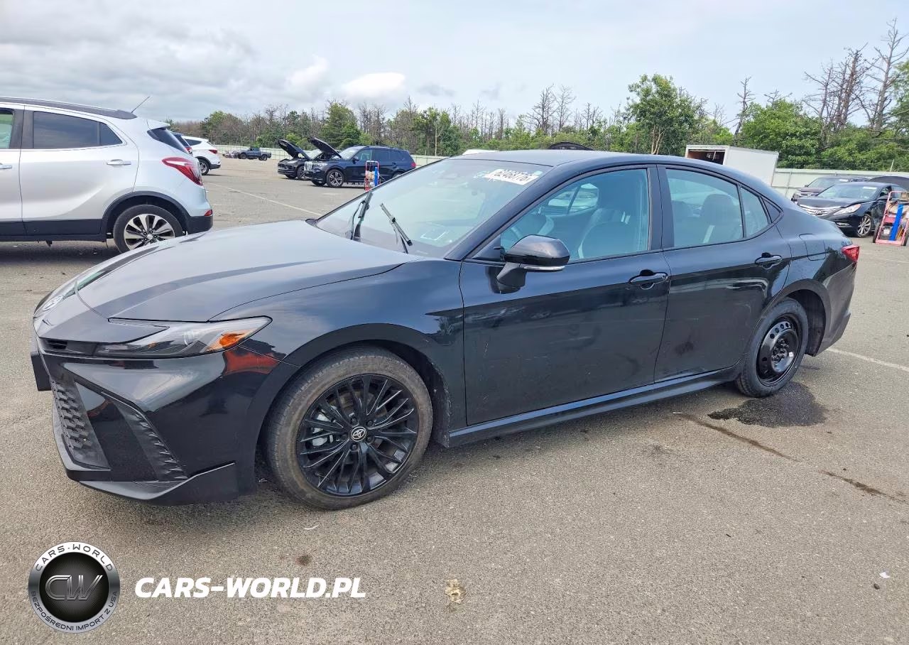 2025 Toyota Camry Se – zdjęcie 1 z 13