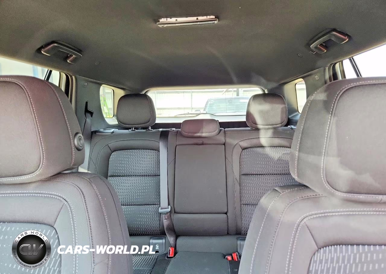 2026 Chevrolet Equinox Lt VIN:3GNAXPEG2TL477980 - 10