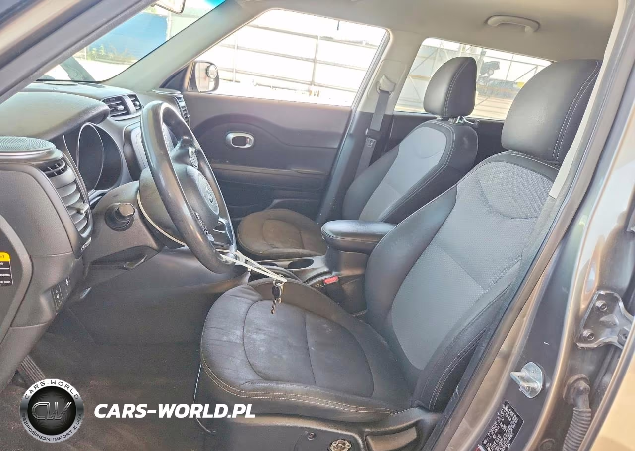 2017 Kia Soul + VIN:KNDJP3A59H7449675 - 7