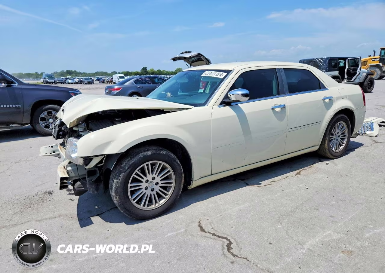 2010 Chrysler 300 Touring VIN:2C3CA4CD9AH173842 - 1