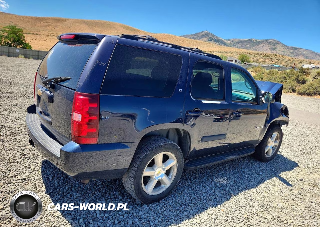 2007 Chevrolet Tahoe K1500 VIN:1GNFK13047J121602 - 3