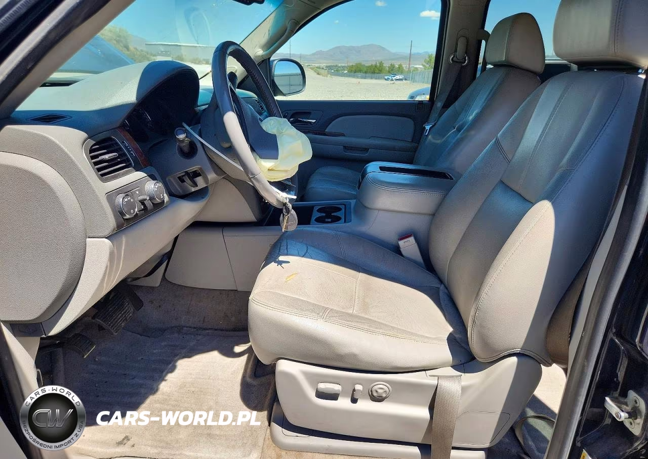 2007 Chevrolet Tahoe K1500 VIN:1GNFK13047J121602 - 7