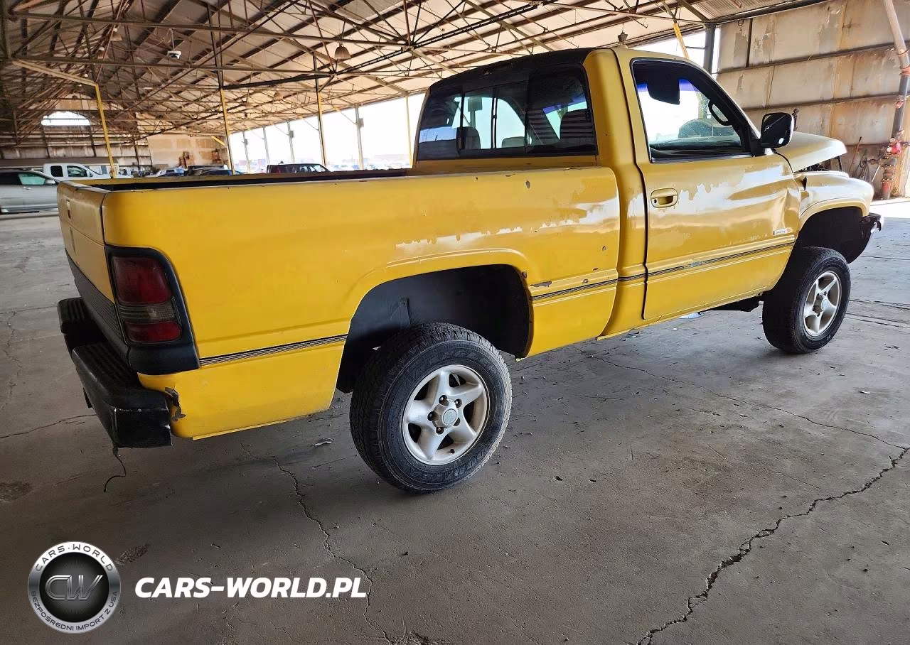 1995 Dodge Ram 1500 VIN:1B7HF16Y0SS336808 - 3