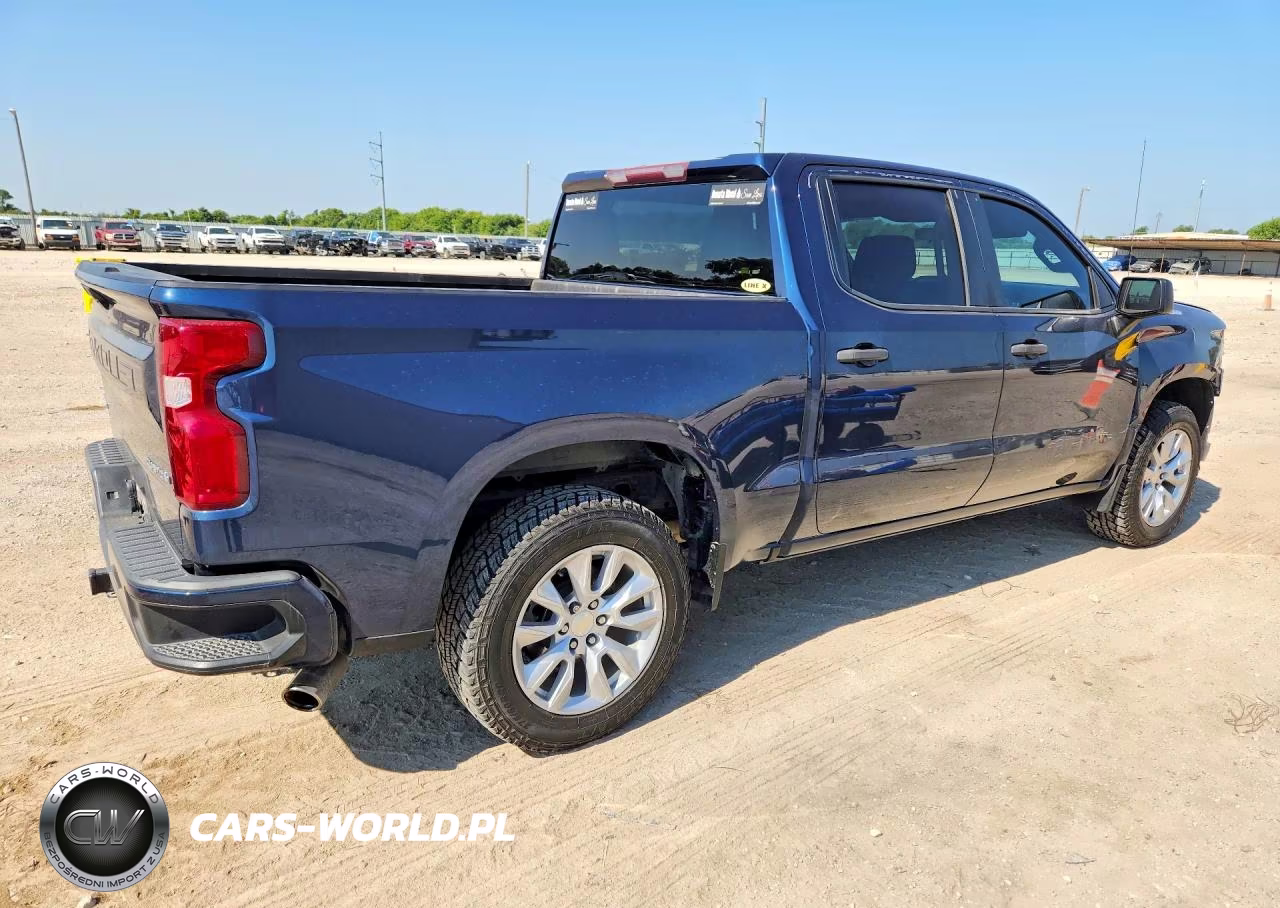 2019 Chevrolet Silverado C1500 Custom VIN:3GCPWBEH2KG241404 - 3