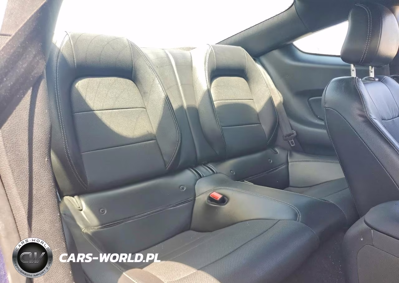 2019 Ford Mustang VIN:1FA6P8TH8K5125622 - 10